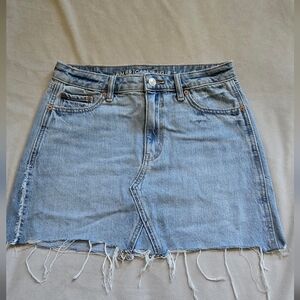 American Eagle Outfitters Light Blue Frayed Denim Mini Skirt